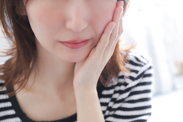 がん治療中・治療を始める方へ。お口の副作用を和らげるために、歯科医院ができること